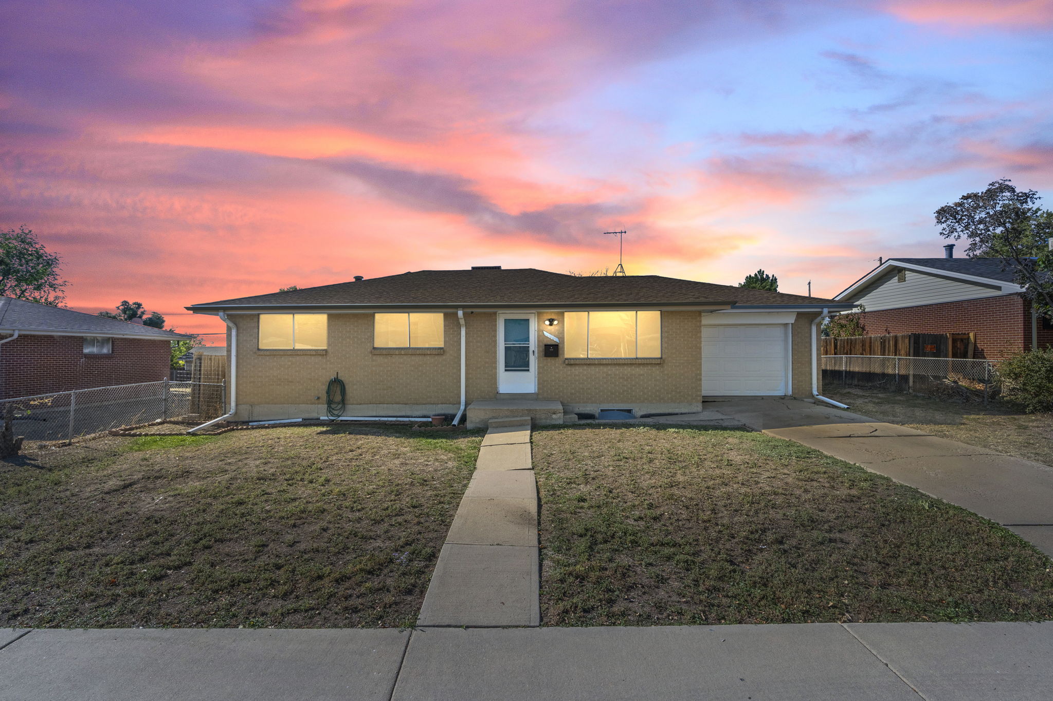 1-web-or-mls-8684-Leo-Rowen-1080-E-85th-Pl-Denver-CO-80229-100_05267_DTE