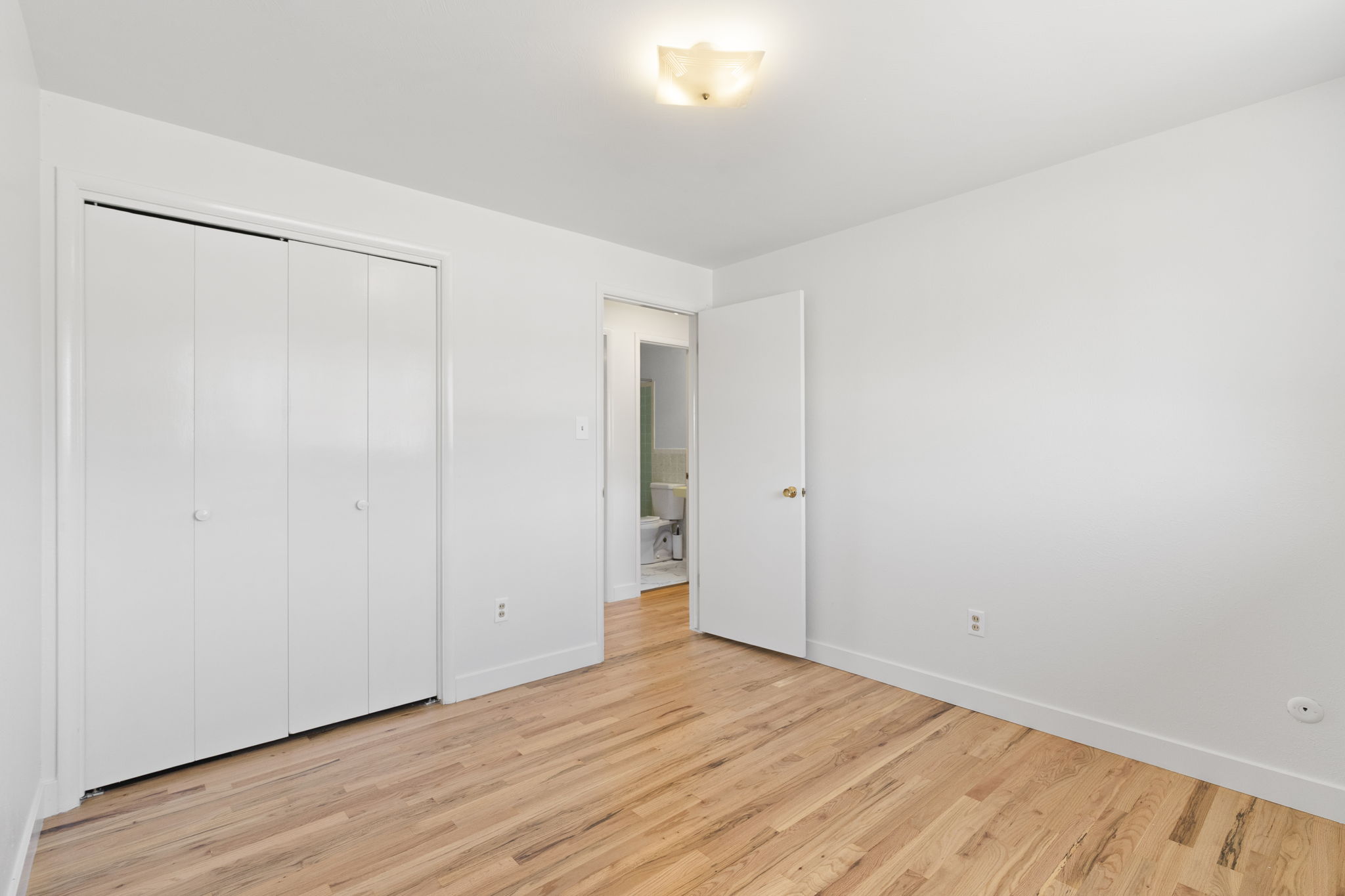 17-web-or-mls-8684-Leo-Rowen-1080-E-85th-Pl-Denver-CO-80229-115_05484