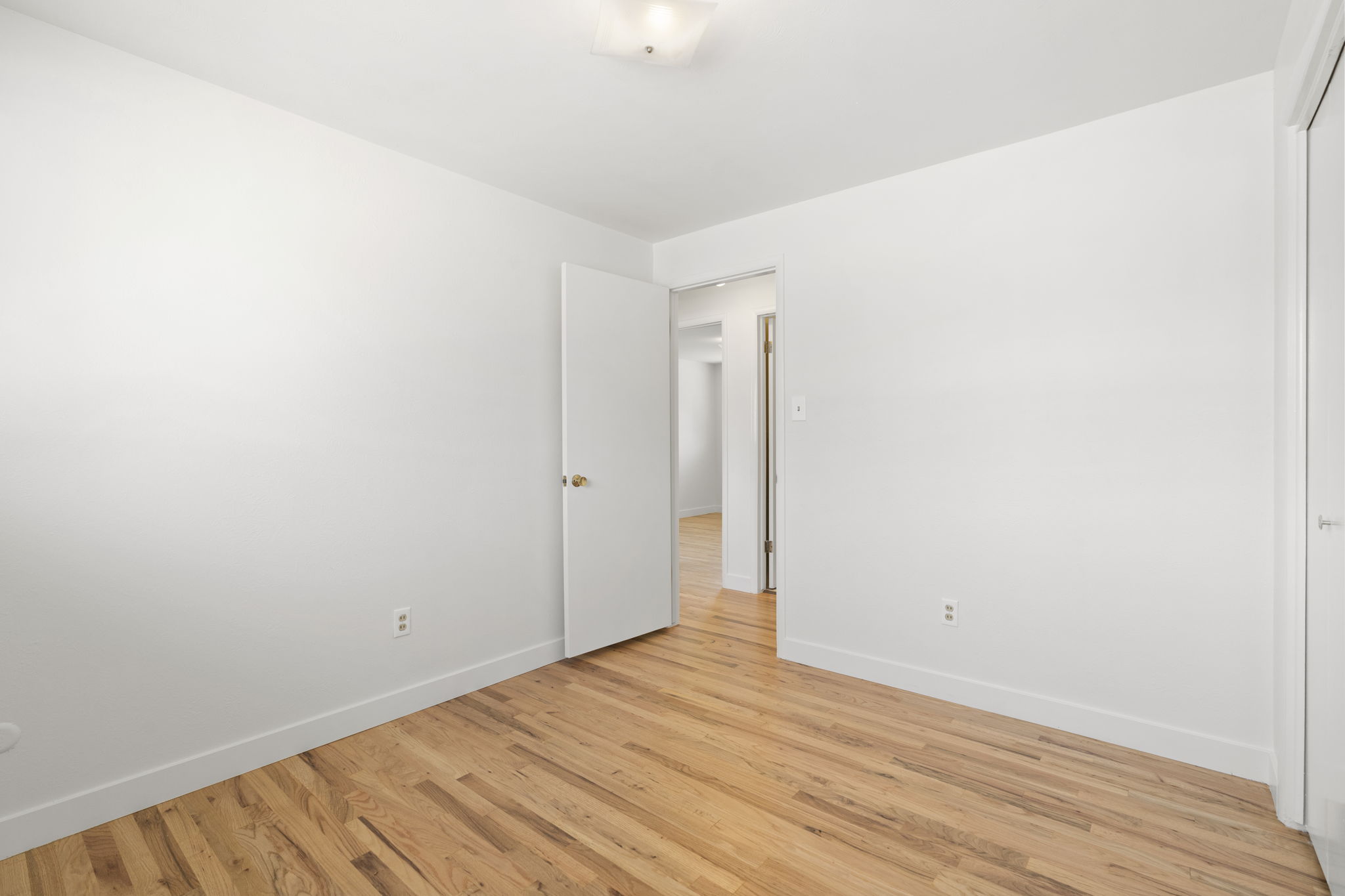 19-web-or-mls-8684-Leo-Rowen-1080-E-85th-Pl-Denver-CO-80229-117_05494