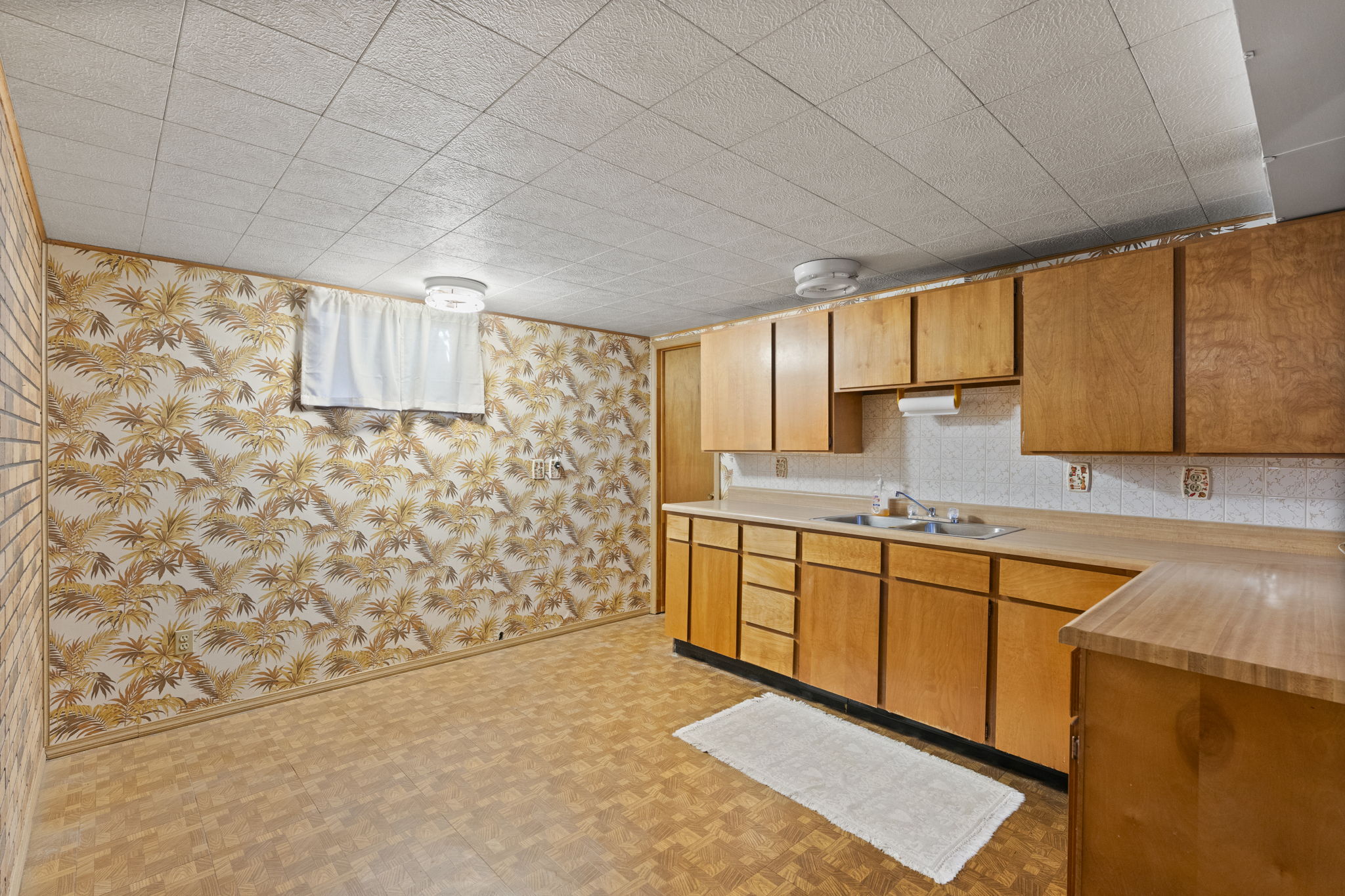 26-web-or-mls-8684-Leo-Rowen-1080-E-85th-Pl-Denver-CO-80229-124_05343