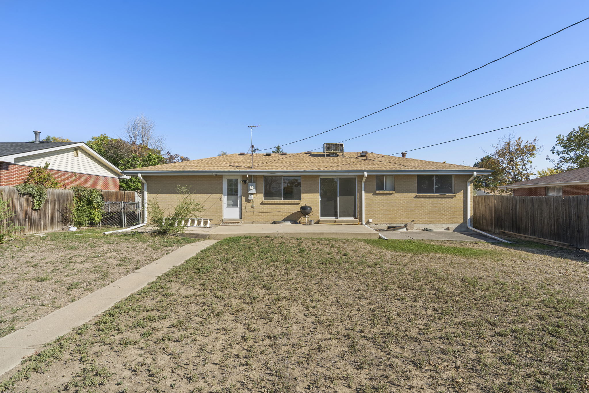 35-web-or-mls-8684-Leo-Rowen-1080-E-85th-Pl-Denver-CO-80229-133_05297