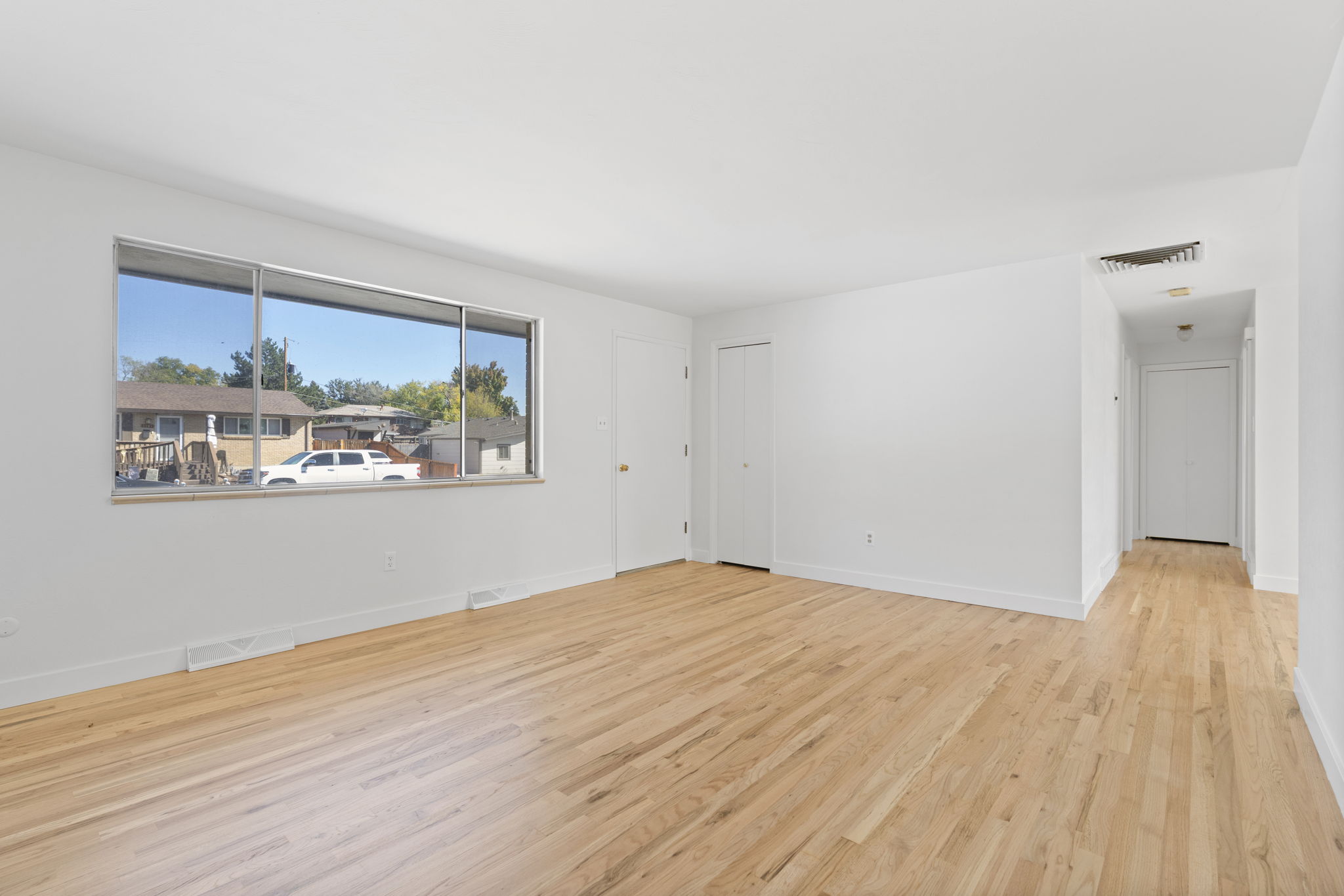 7-web-or-mls-8684-Leo-Rowen-1080-E-85th-Pl-Denver-CO-80229-105_05419
