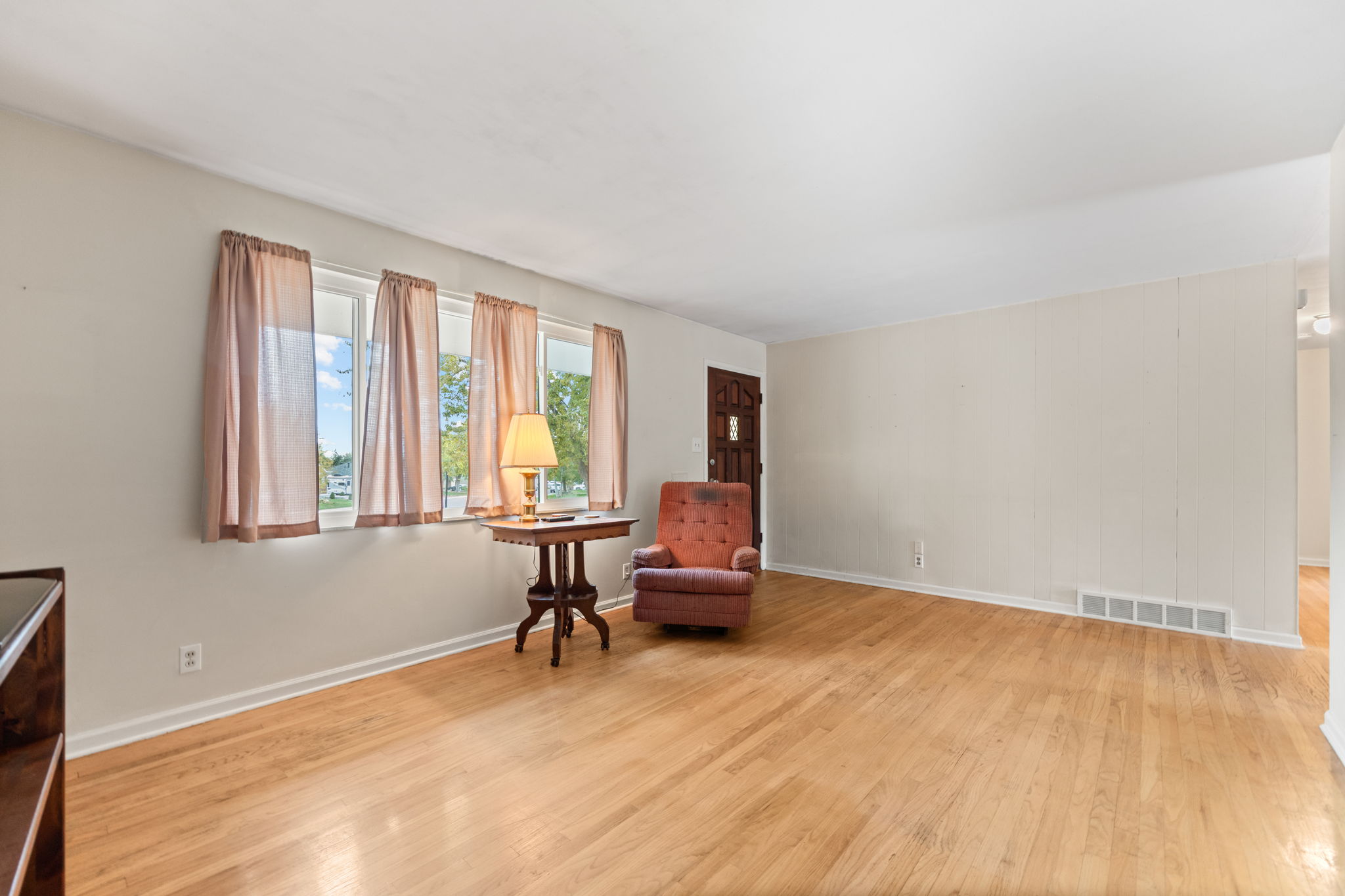 6-web-or-mls-8659-Leo-Rowen-11349-Marion-St-Northglenn-CO-80233-105_0892