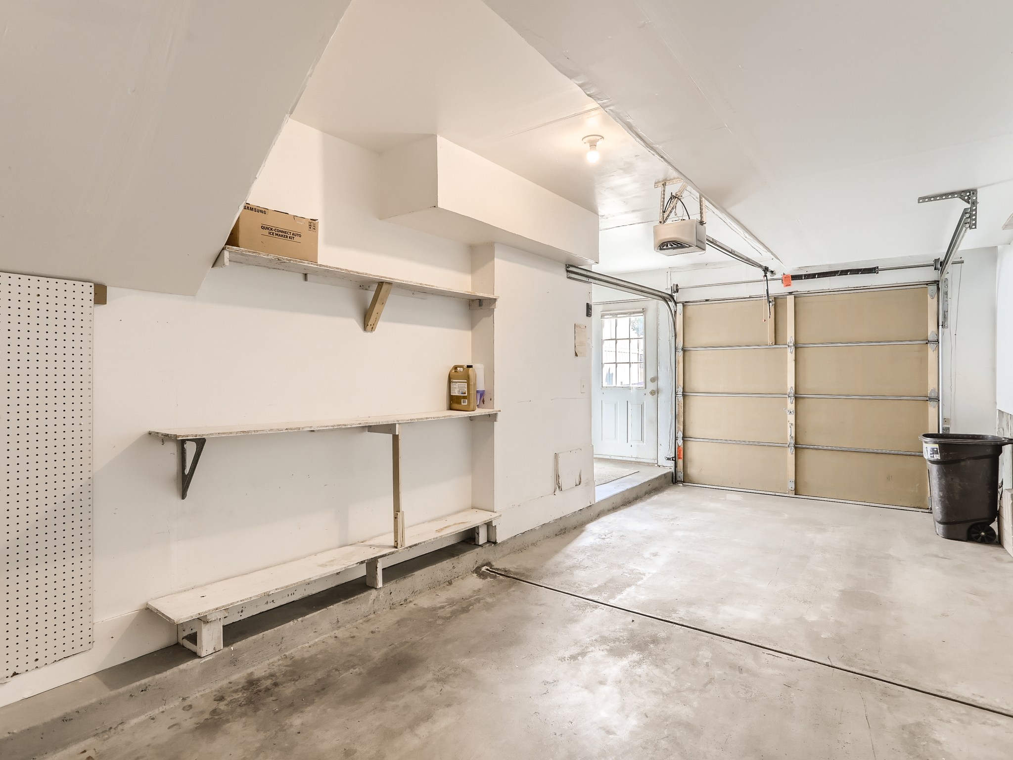 30-Garage