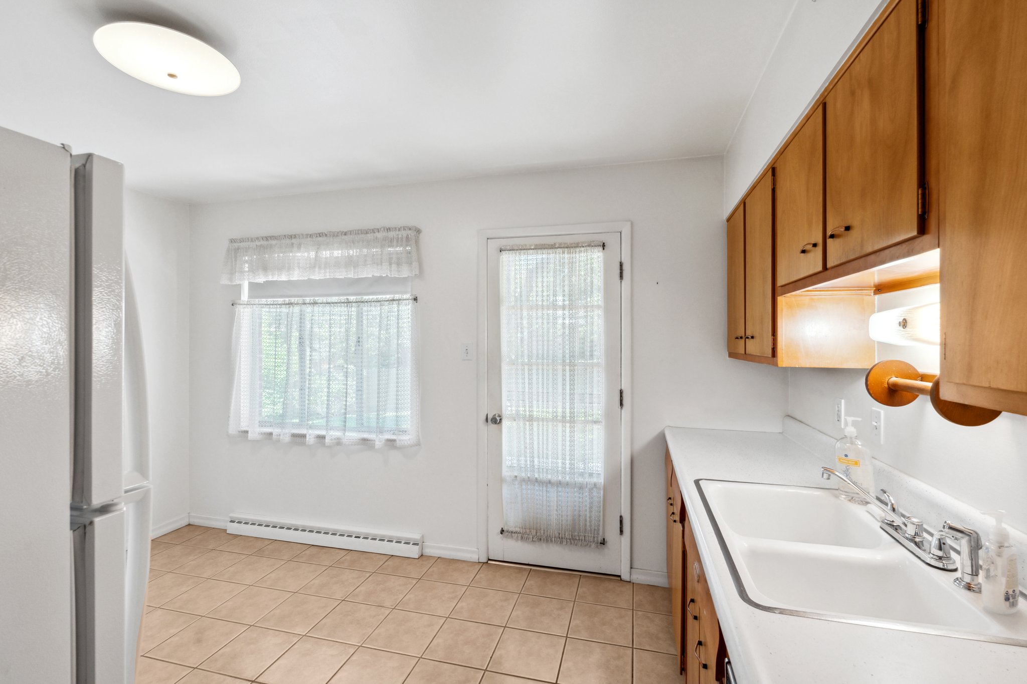 13-web-or-mls-5612-Leo-Rowen-12038-W-New-Mexico-Ave-Lakewood-CO-80228_112
