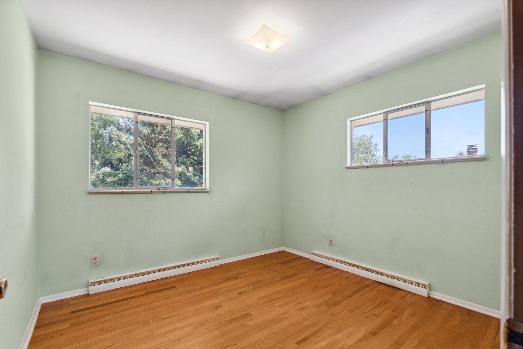 21-web-or-mls-5612-Leo-Rowen-12038-W-New-Mexico-Ave-Lakewood-CO-80228_120