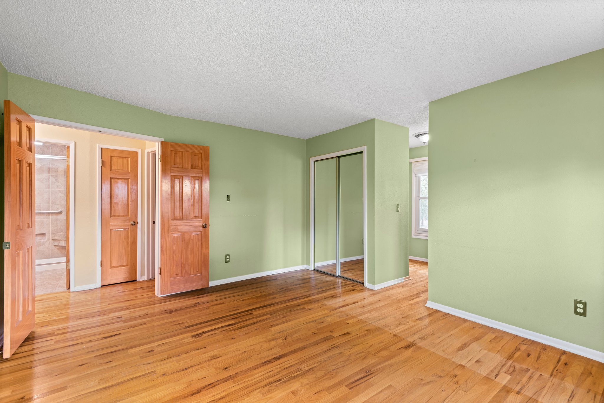 19-web-or-mls-5942-Leo-Rowen-141-S-Upham-Ct-Lakewood-CO-80226_117