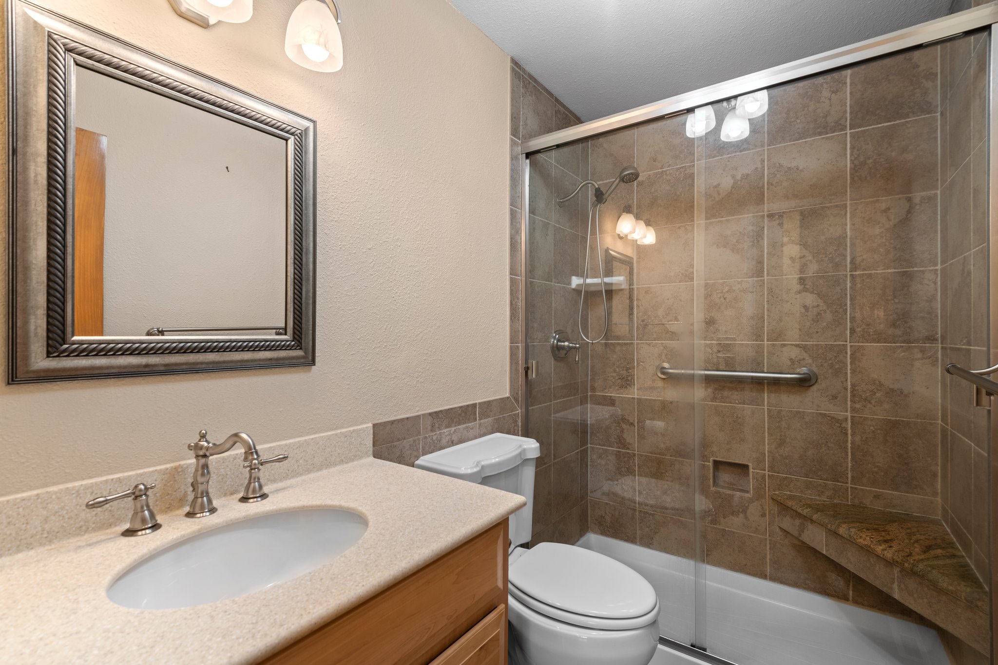 28-web-or-mls-5942-Leo-Rowen-141-S-Upham-Ct-Lakewood-CO-80226_126