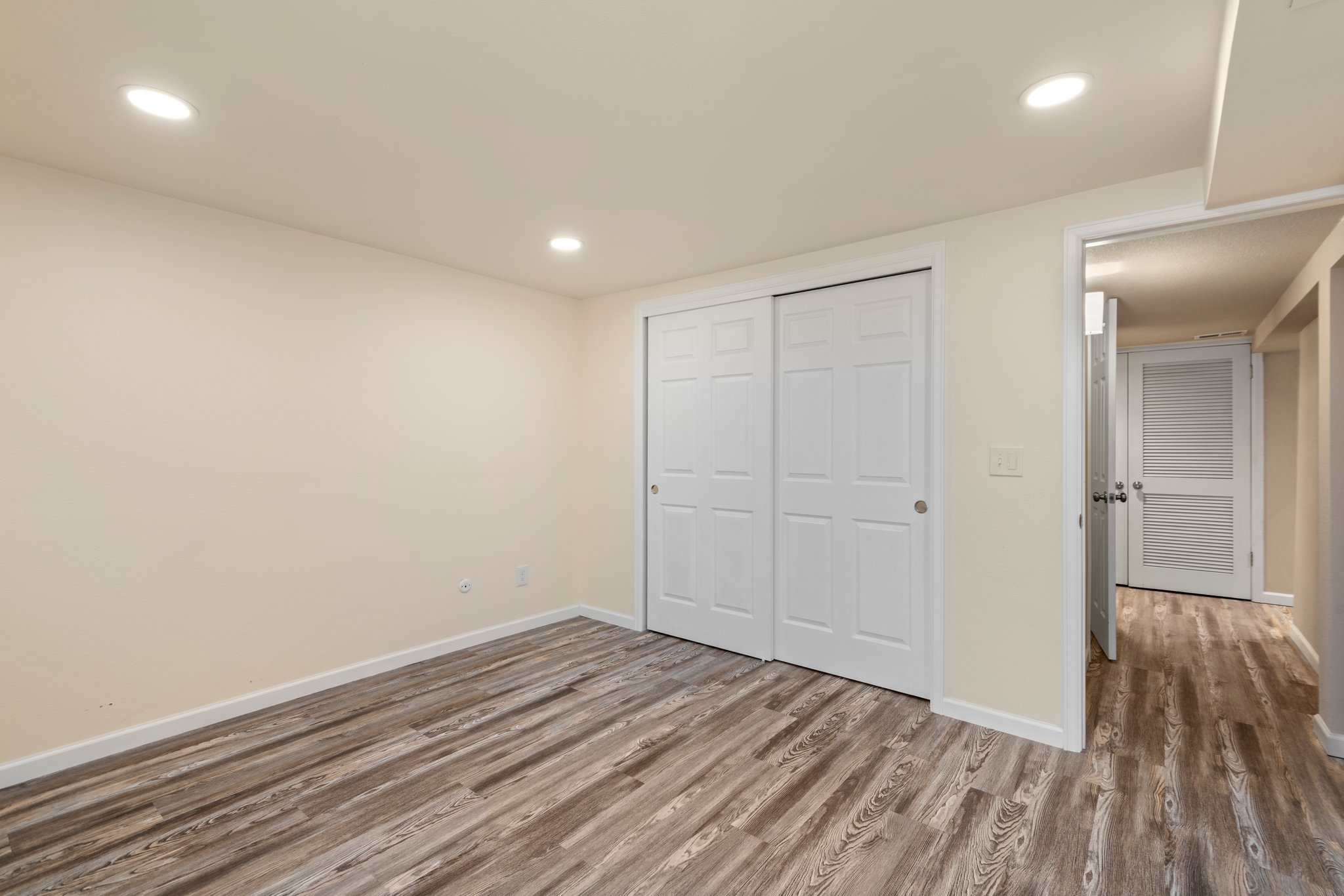 35-web-or-mls-5942-Leo-Rowen-141-S-Upham-Ct-Lakewood-CO-80226_133