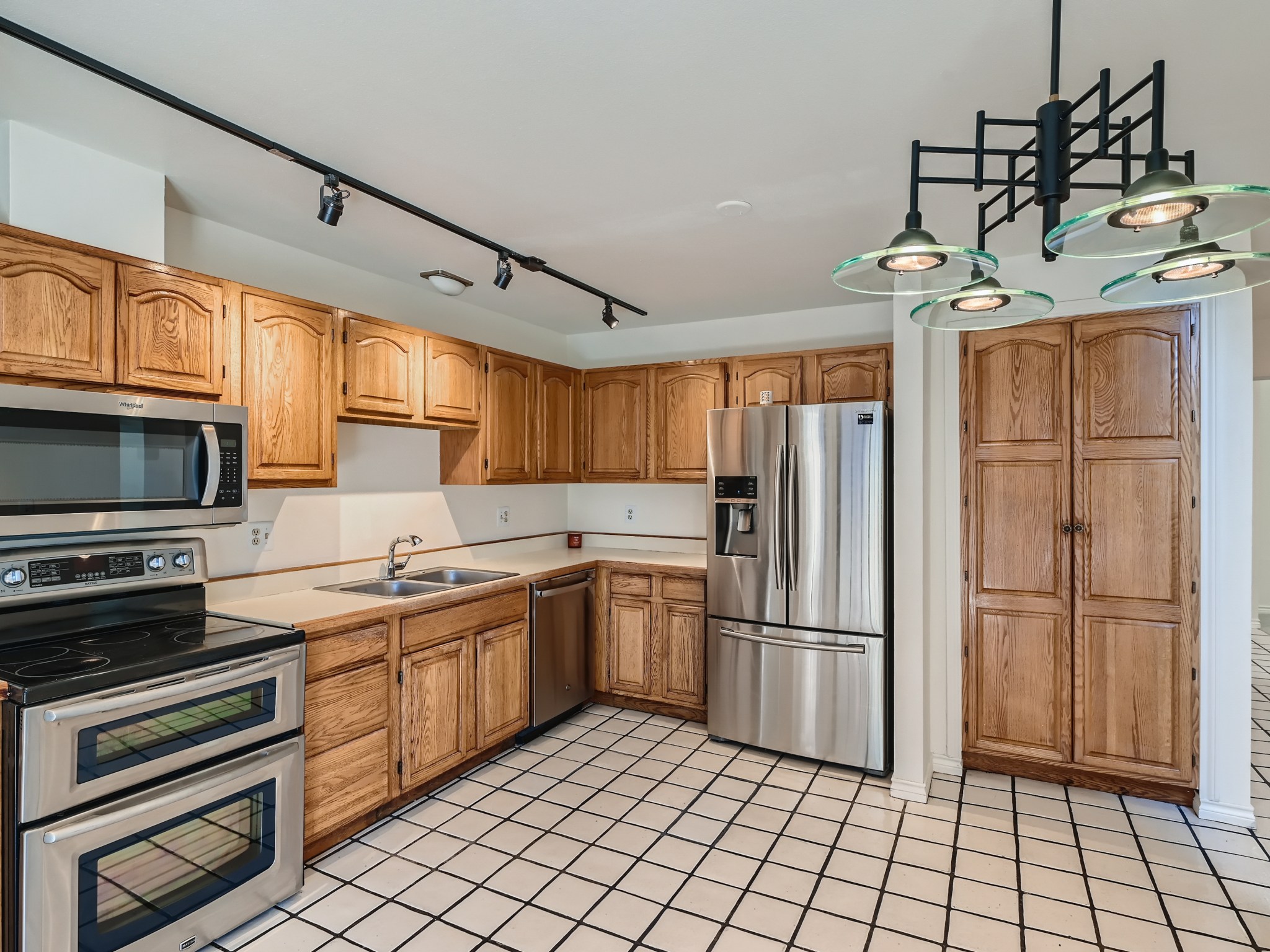 15-Kitchen
