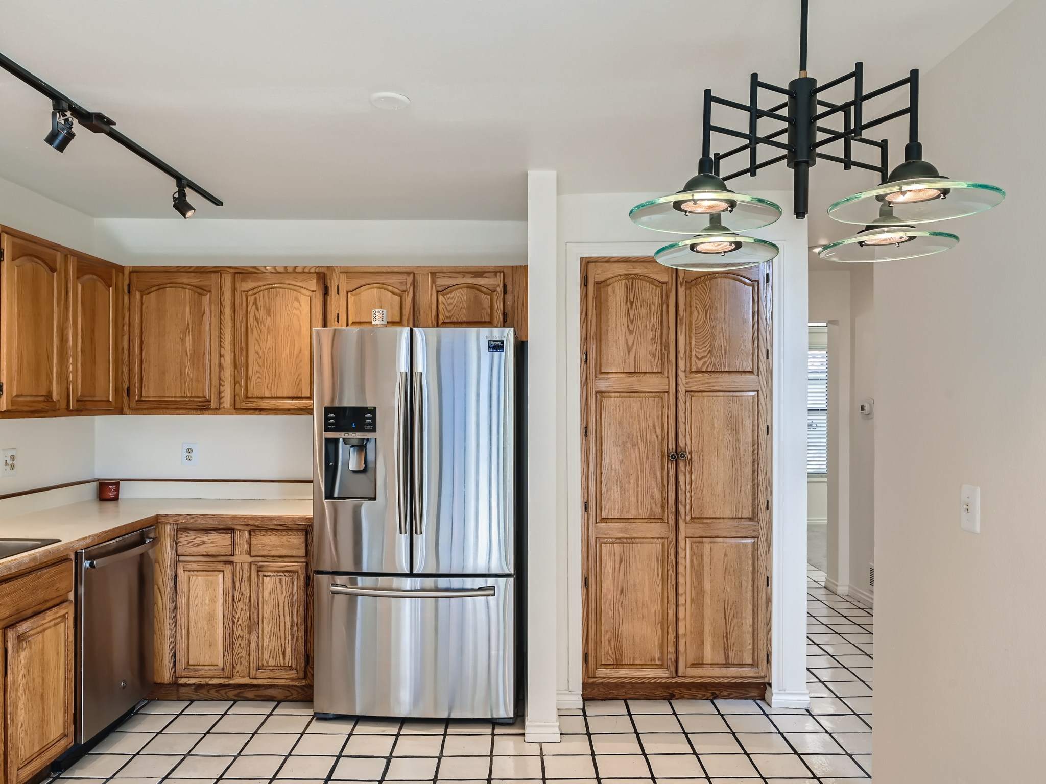 19-Kitchen-Feature
