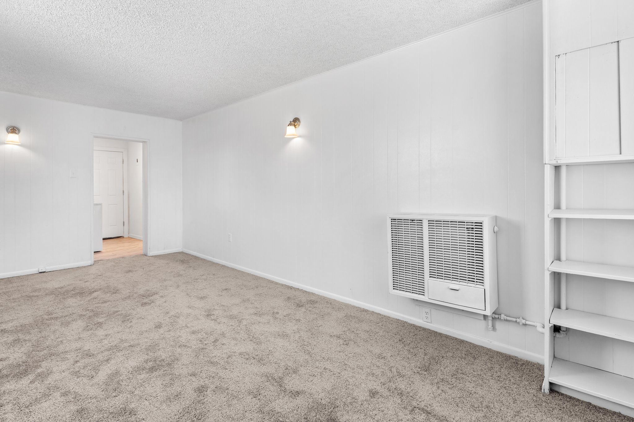 20-web-or-mls-3614-Leo-Rowen-2270-Poplar-St-Denver-CO-80207_119