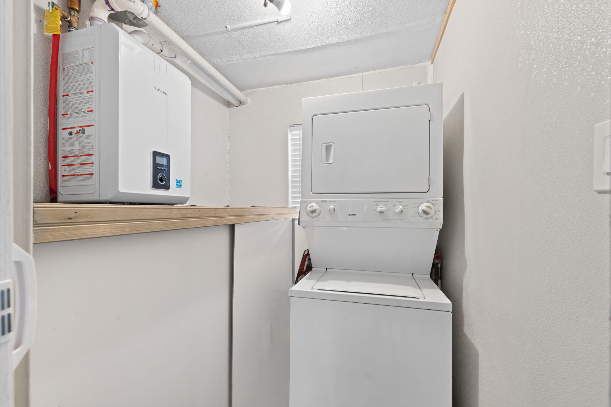 29-web-or-mls-8662-Leo-Rowen-3126-N-Race-St-Denver-CO-80205-130_0734-2
