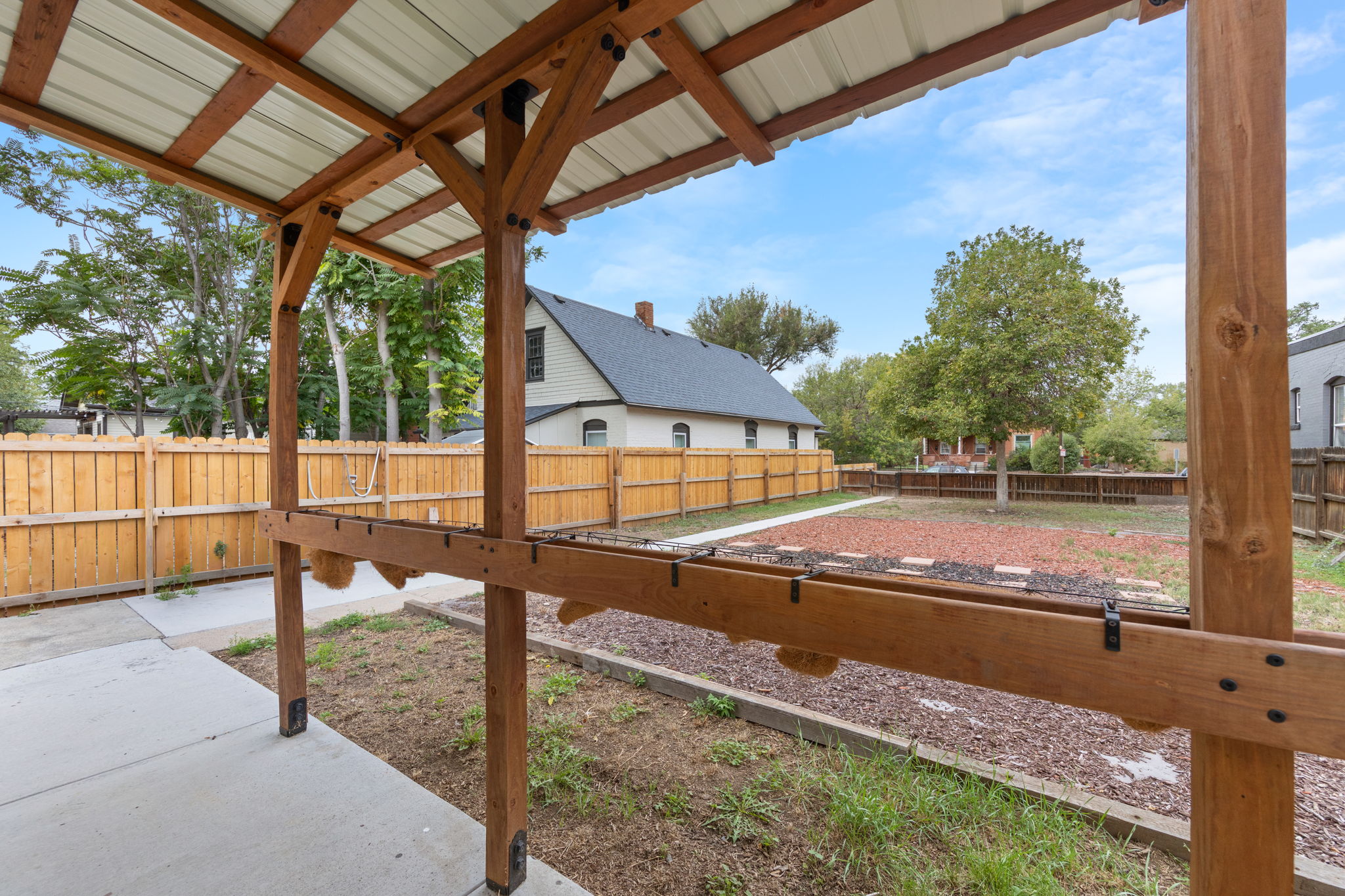 9-web-or-mls-8662-Leo-Rowen-3126-N-Race-St-Denver-CO-80205-111_0799