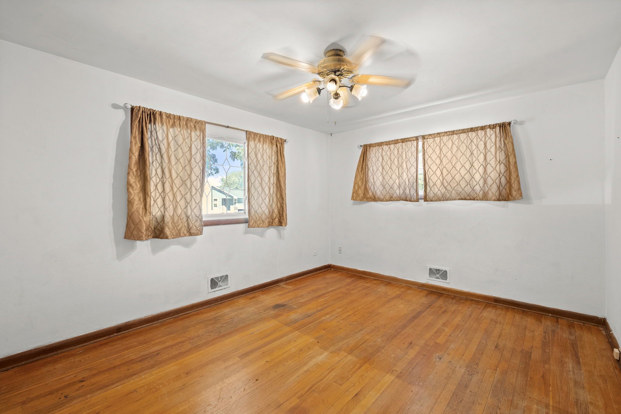18-web-or-mls-8580-Leo-Rowen-4942-S-Galapago-St-Englewood-CO-80110__1523_116