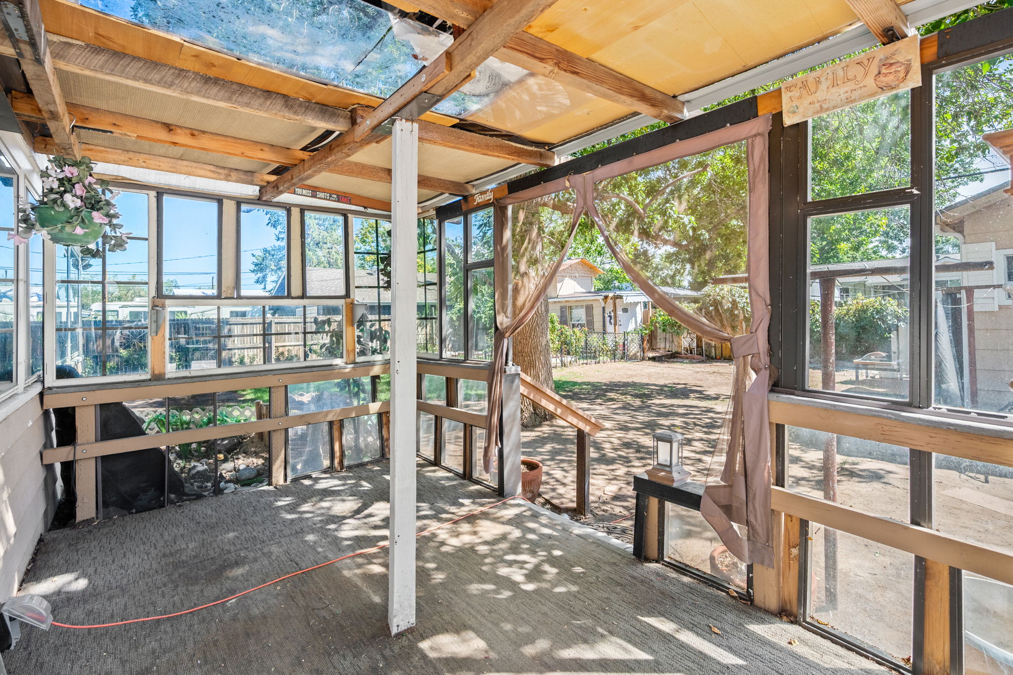 27-web-or-mls-8580-Leo-Rowen-4942-S-Galapago-St-Englewood-CO-80110__1603_125