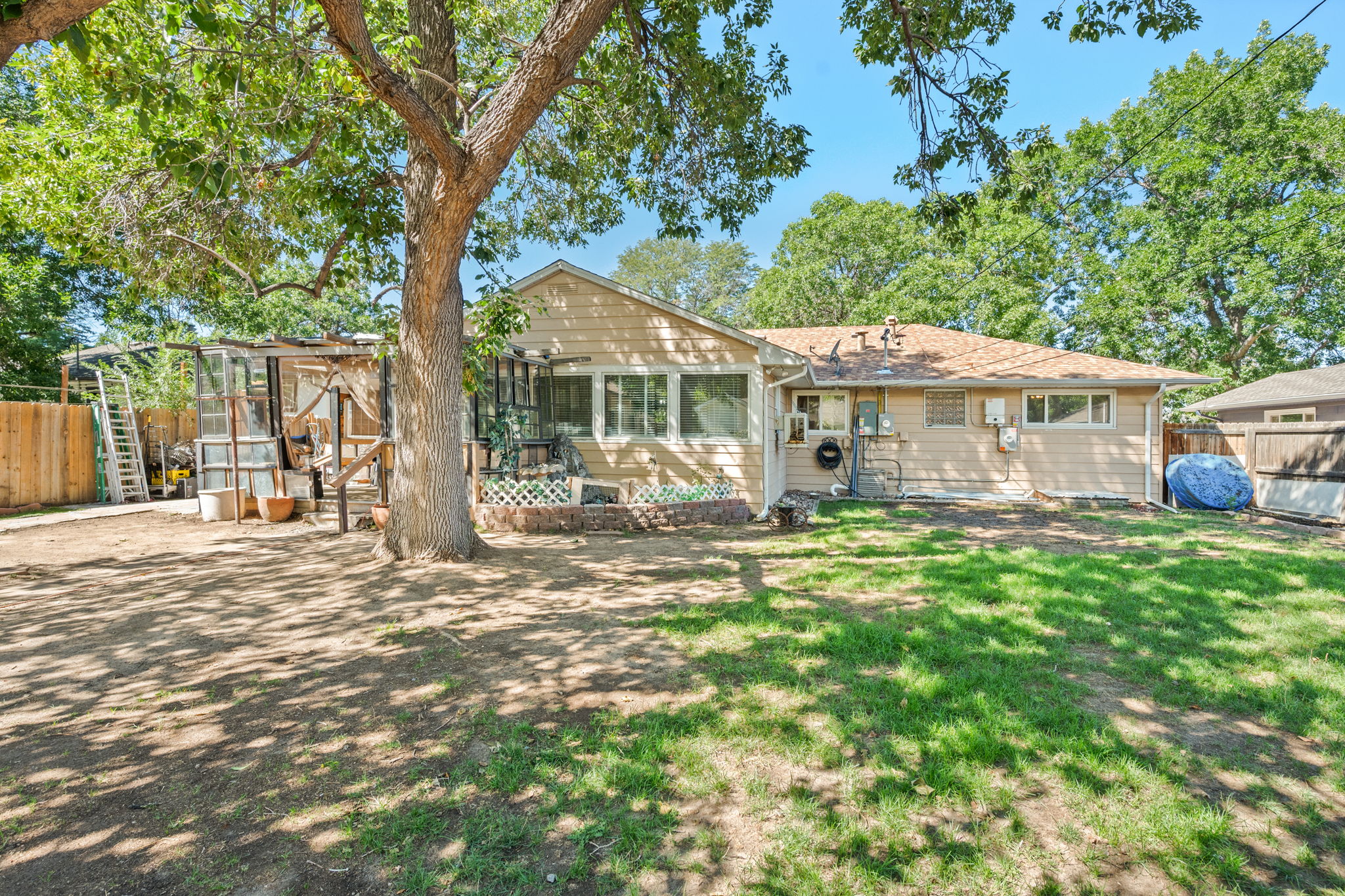 31-web-or-mls-8580-Leo-Rowen-4942-S-Galapago-St-Englewood-CO-80110__1613_127