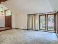 5577-E-Links-Circle-Web-Quality-016-10-Living-Room