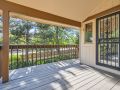 5577-E-Links-Circle-Web-Quality-046-62-Balcony