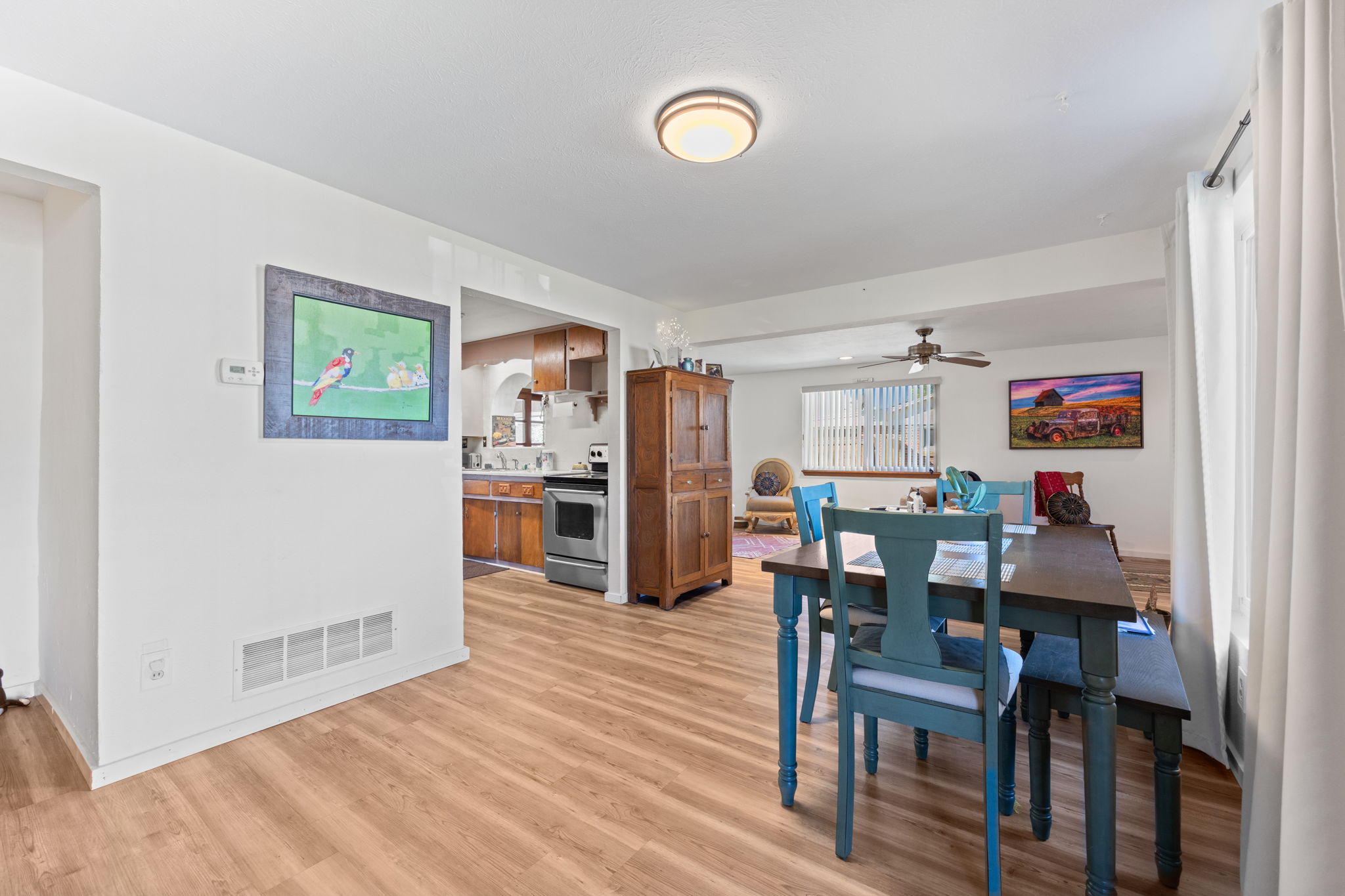 13-web-or-mls-8694-Leo-Rowen-6160-E-65th-Ave-Commerce-City-CO-80022-109_3567