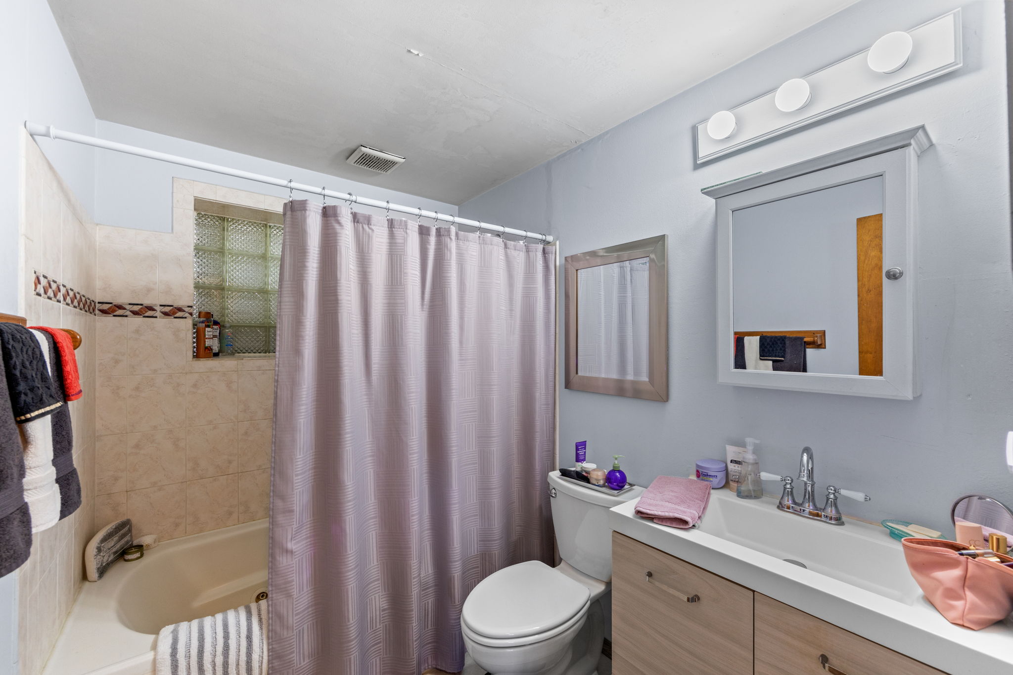 23-web-or-mls-8694-Leo-Rowen-6160-E-65th-Ave-Commerce-City-CO-80022-119_3637
