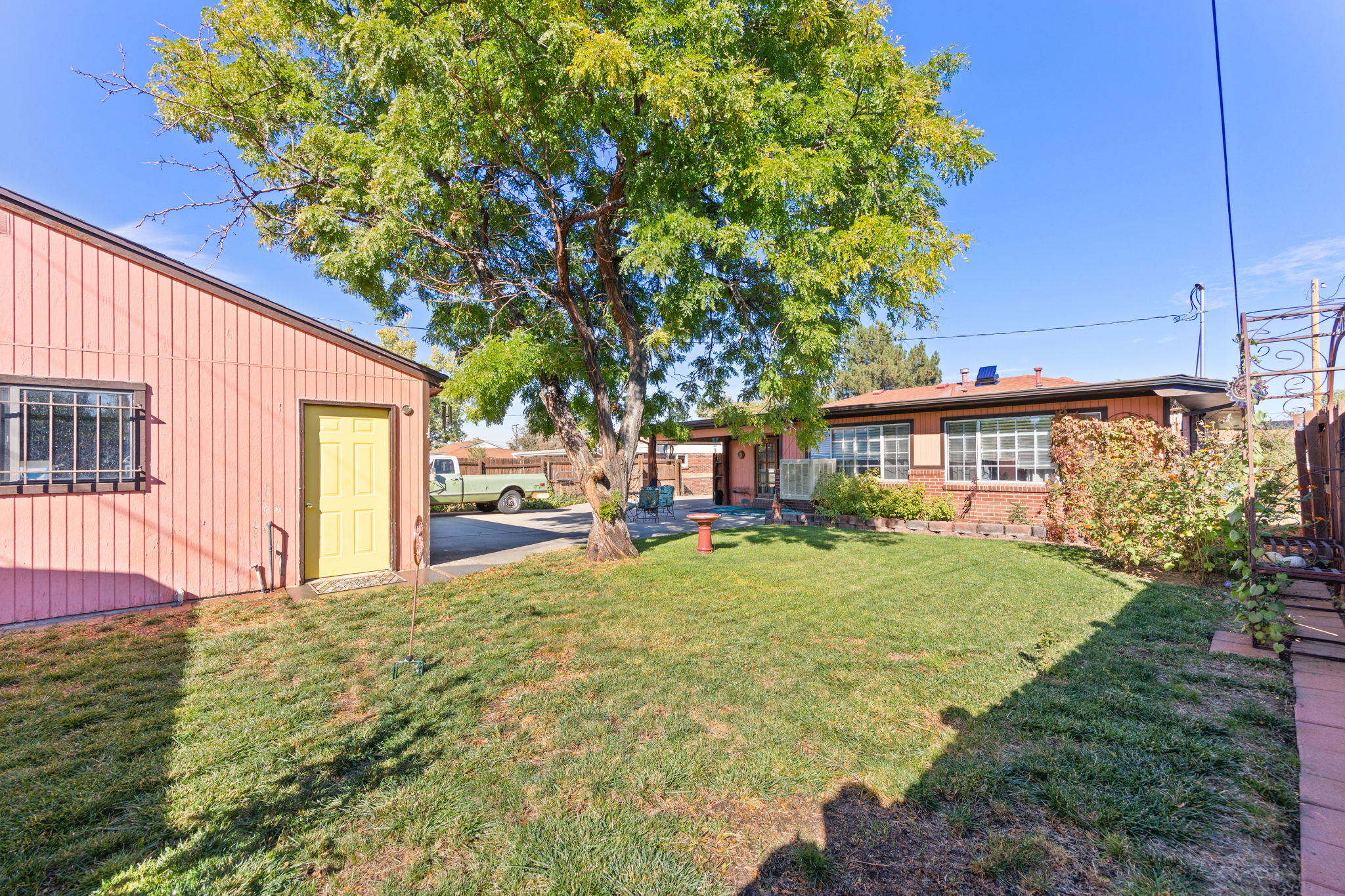 40-web-or-mls-8694-Leo-Rowen-6160-E-65th-Ave-Commerce-City-CO-80022-138_3717