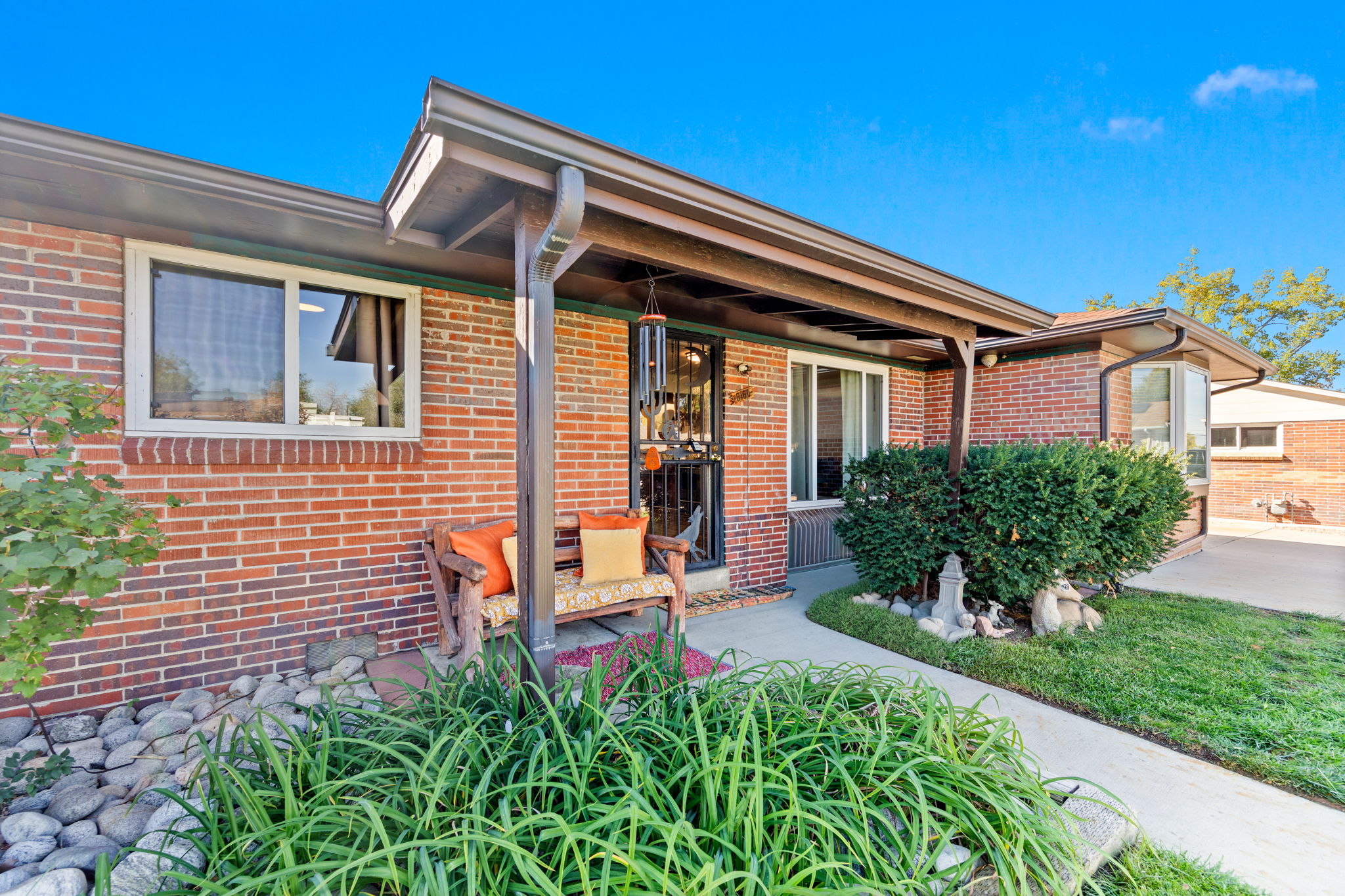 6-web-or-mls-8694-Leo-Rowen-6160-E-65th-Ave-Commerce-City-CO-80022-131_3757