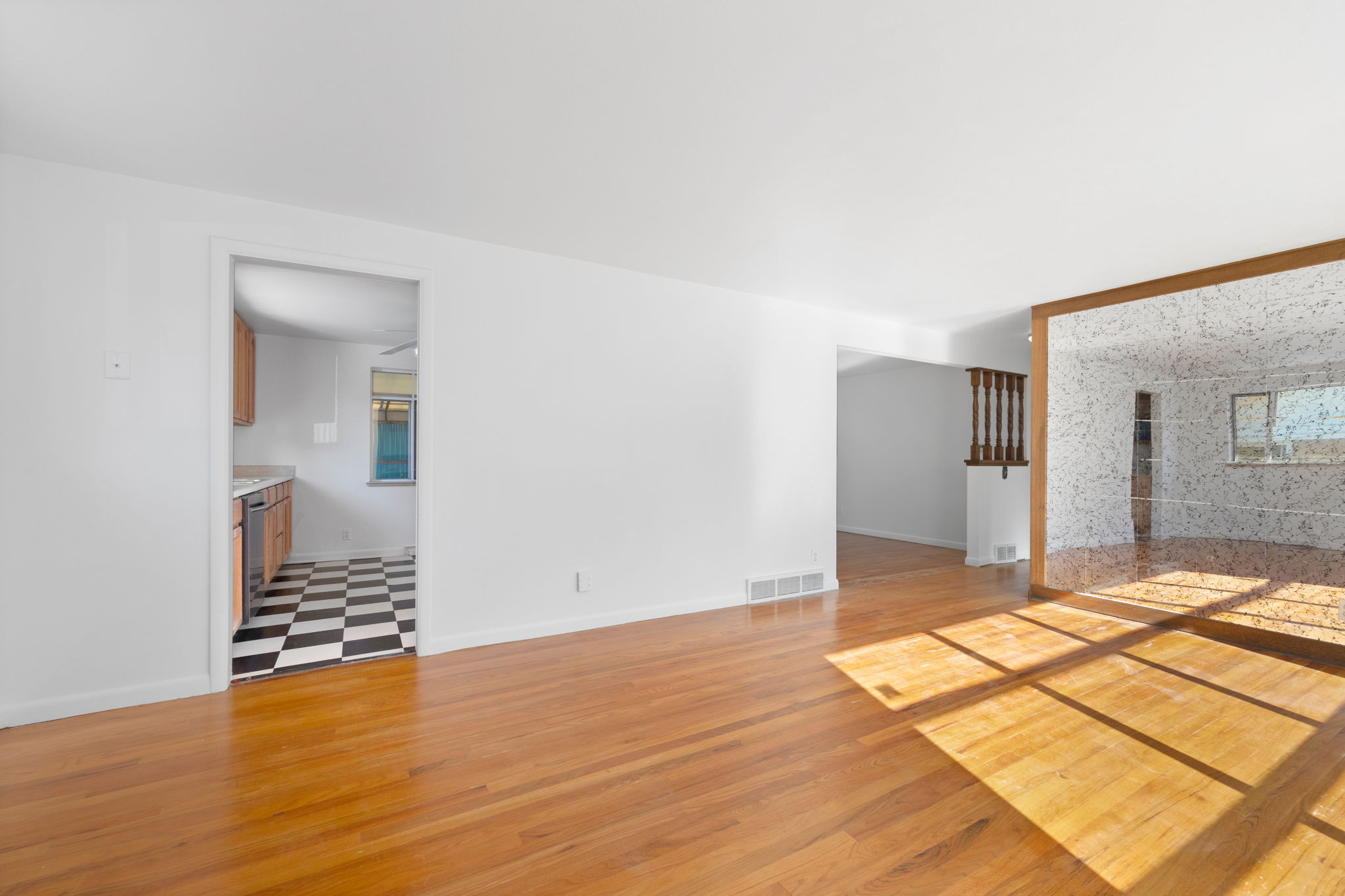 4-web-or-mls-8597-Leo-Rowen-8581-Crescent-Dr-Westminster-CO-80031__0041_106_106