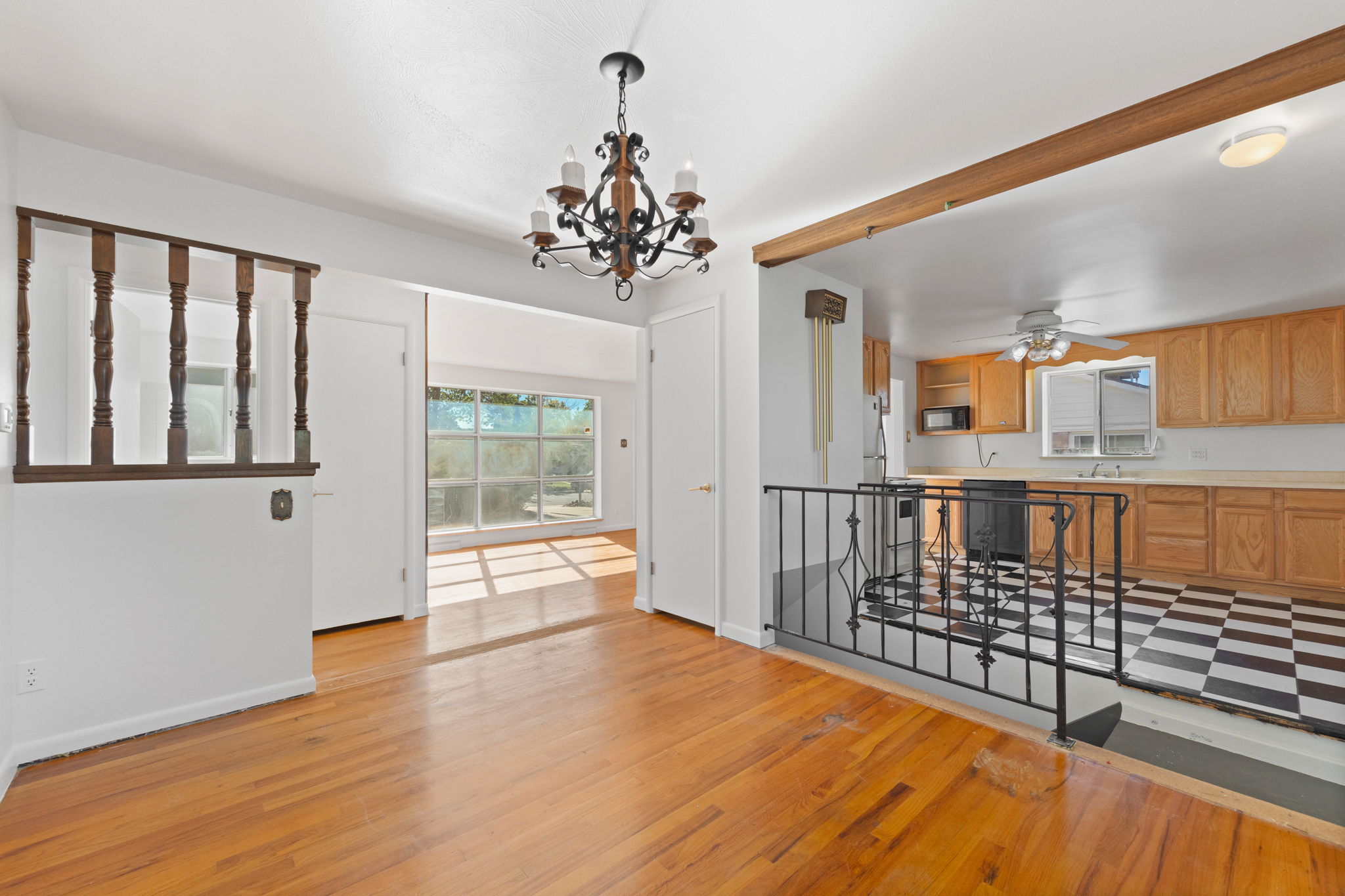 9-web-or-mls-8597-Leo-Rowen-8581-Crescent-Dr-Westminster-CO-80031__0061_108_108-Edit