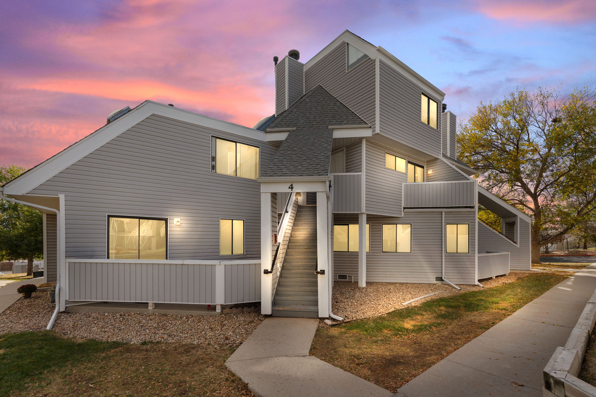 1-web-or-mls-8693-Leo-Rowen-8701-Huron-St-4-208-Thornton-CO-80260-100_2745_DTE