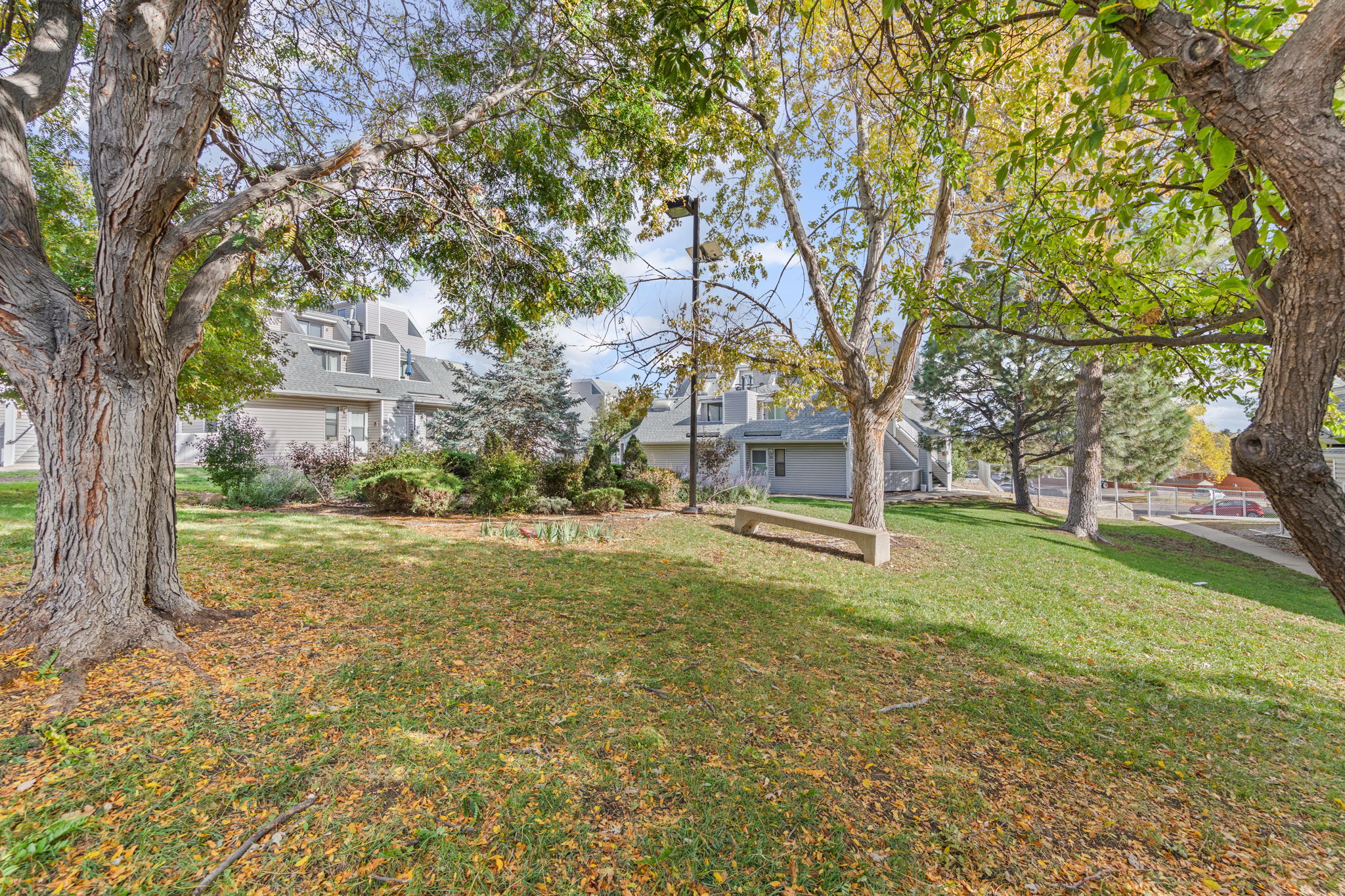 30-web-or-mls-8693-Leo-Rowen-8701-Huron-St-4-208-Thornton-CO-80260-129_2755