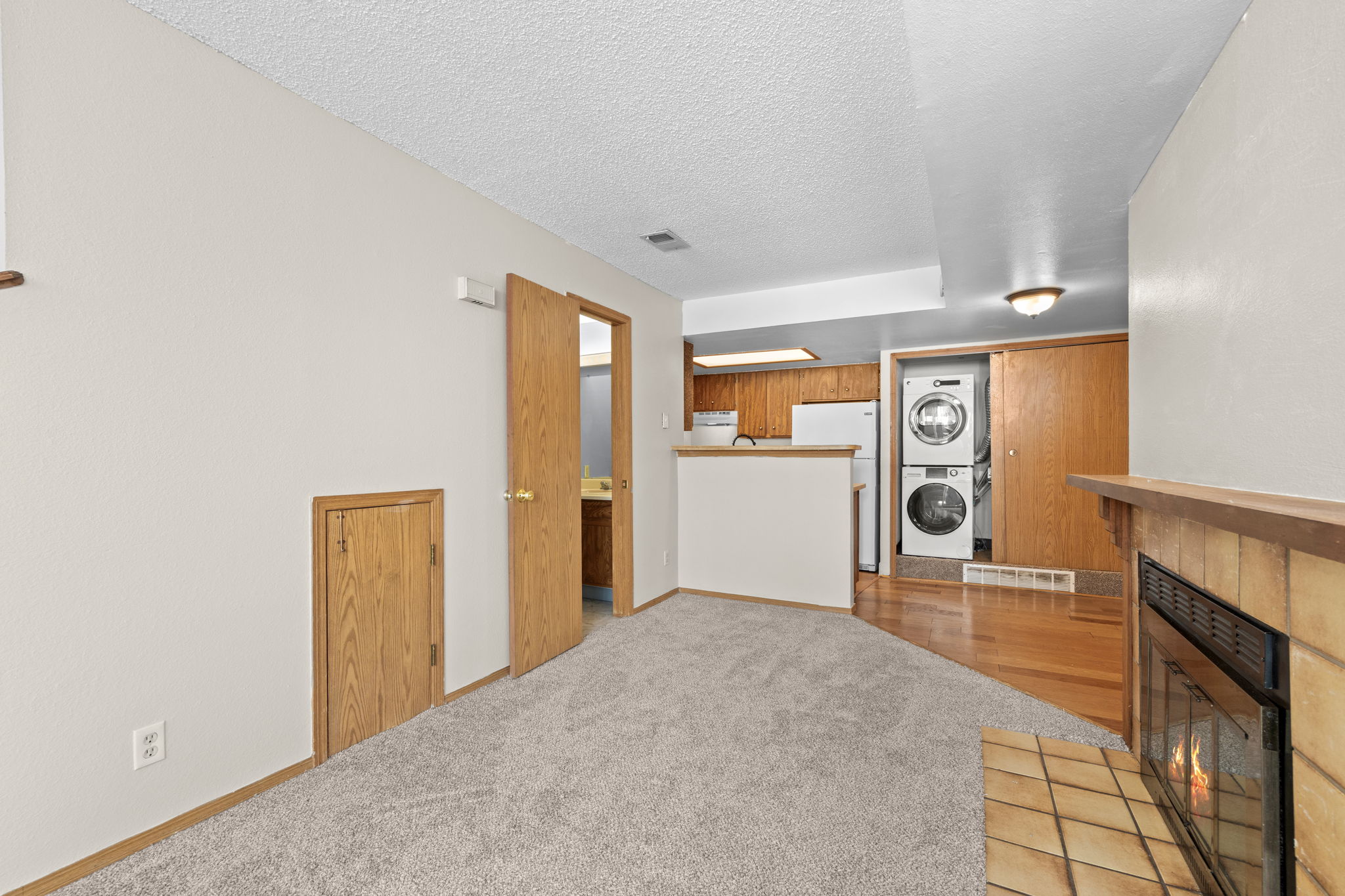 5-web-or-mls-8693-Leo-Rowen-8701-Huron-St-4-208-Thornton-CO-80260-105_2660