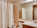19251 E Rice Dr Aurora CO-large-021-017-2nd Floor Bathroom-1500x1000-72dpi