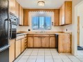 16-Kitchen-Feature