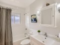 25-Bathroom